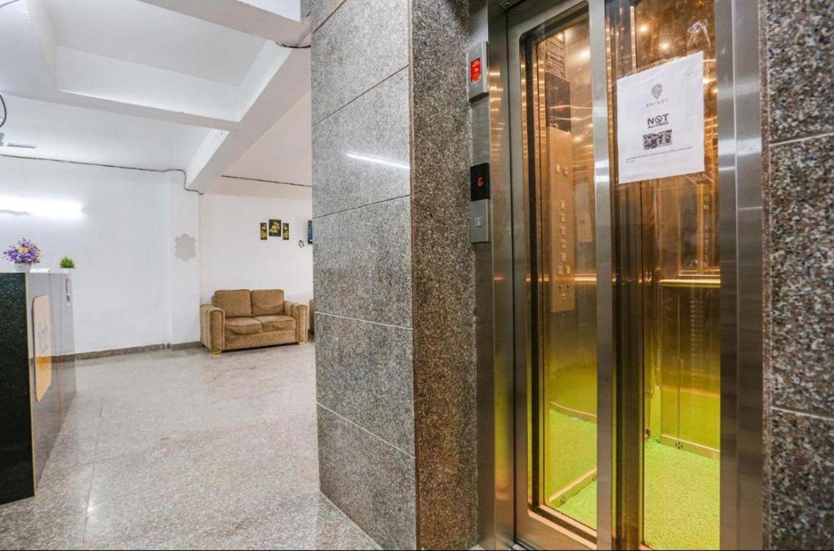 Hotel Aiims Нью-Делі Екстер'єр фото